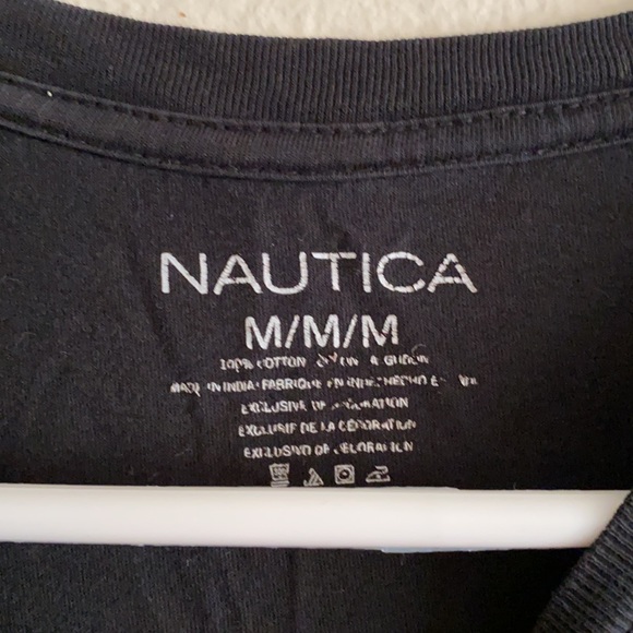 Nautica - Picture 2 of 3